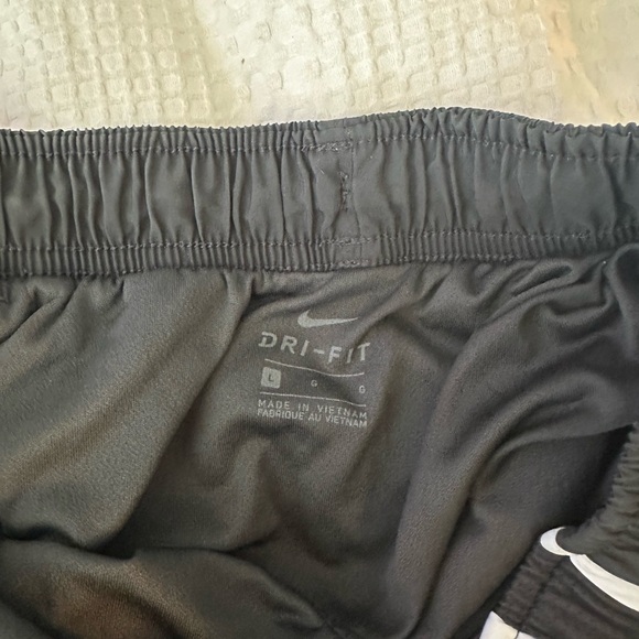 Nike Women's Running Shorts - Navy and Gray - Picture 3 of 7
